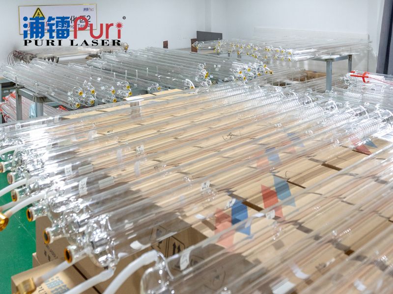 Как правильно выбрать лазерную трубку CO₂: мощность, срок службы и качество луча