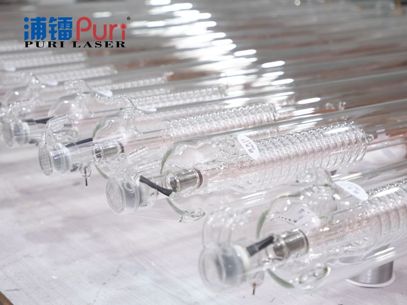 Объяснение лазерной трубки CO2: принцип работы, структура, применение и заводское руководство